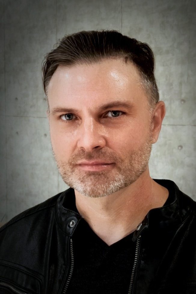 Dale Tanguay - Principal and Post-Production Supervisor at Carbon Arc Media, film legal delivery specialist, PGA member, delivered 40+ independent features to Netflix, Lionsgate, Amazon, A24, Paramount, Hulu across 25+ international territories